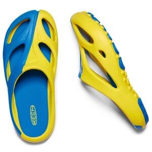 New Keen Shanti Arts Clog Ukraine Mens 11-12 Yellow Blue Foam Sandals Ukrainian